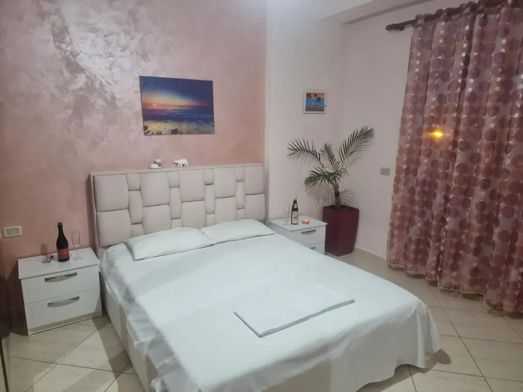 The Best Apartment Vlorë 0*,  阿尔巴尼亚
